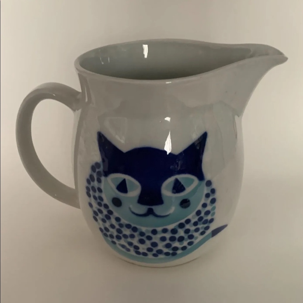 Arabia of Finland Mid-Century Modern Blue Cat Large Pitcher - Great Condition